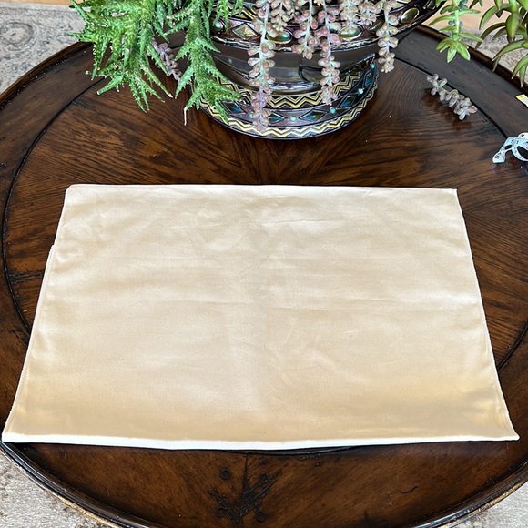 Like New Louis Vuitton Dustbag - Picture 5 of 8